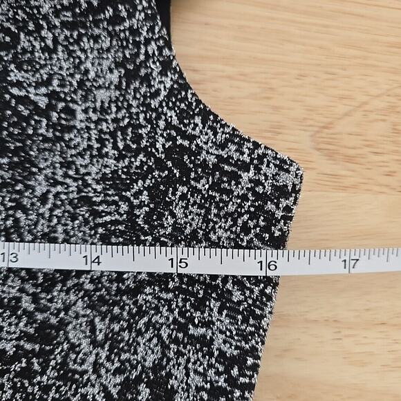 Betsey Johnson Womens Size 6 Metallic Print V-Neck Cap Sleeve Stretch Knit Dress - Picture 5 of 12